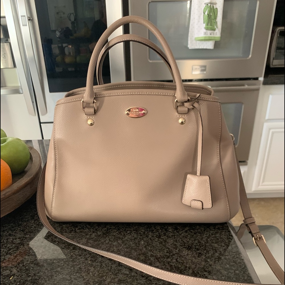 Coach Margo Carryall 👜👜